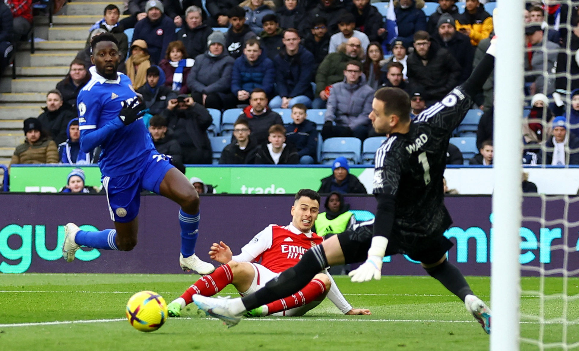 肉不适缺席 肉不适缺席